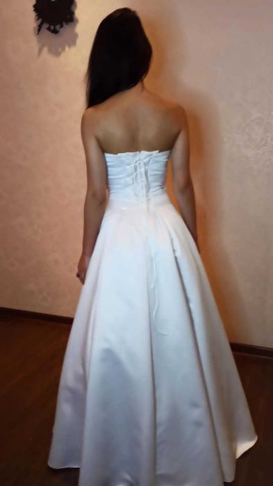 Продаю очень красивое Свадебное платье