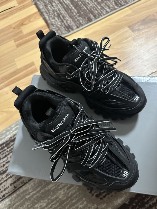 Balenciaga Track