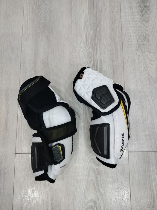 Хоккейная  форма