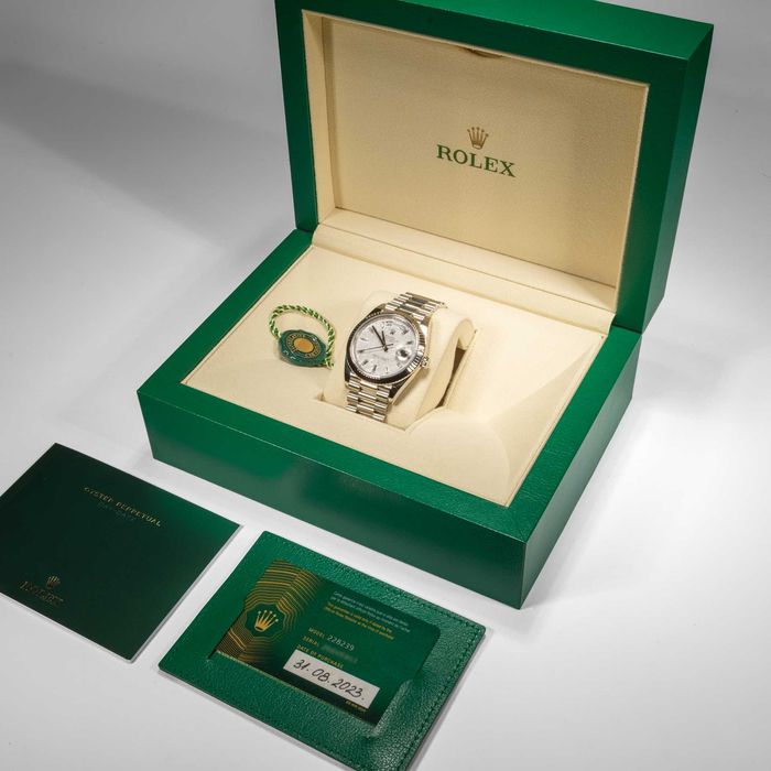 Rolex Day-date “President” Meteorite Baguette Diamond dial 228239 White gold