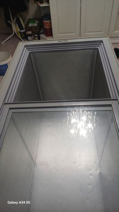 Морозильник продам