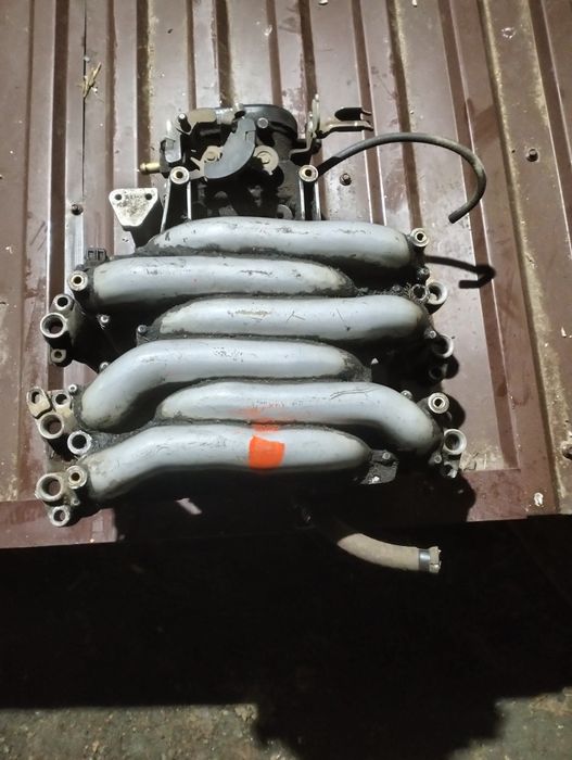 Коллектор Ауди 100 с4