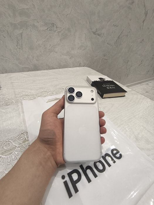 Iphone 17 pro Max 256 silver