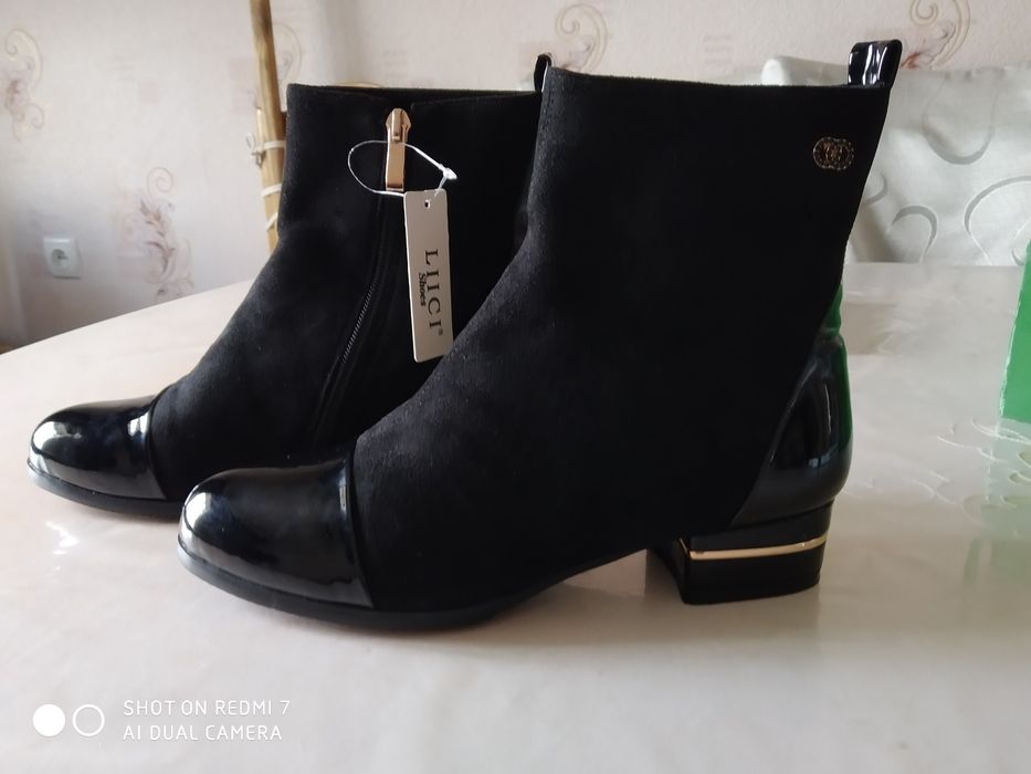 Качественные женские сапоги .