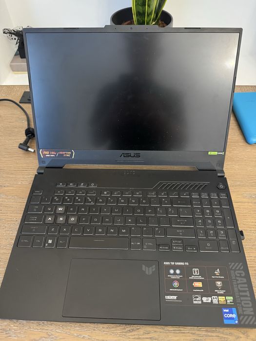 ASUS TUF GAMING F15 RTX 4060/ i7 a 13 a generatie/ 16GB RAM/ 144hz