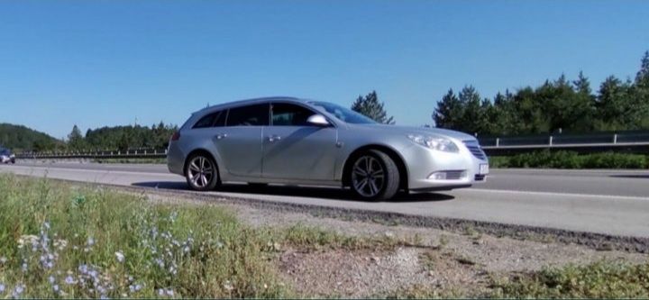 Опел инсигния 2.0 160кс на части