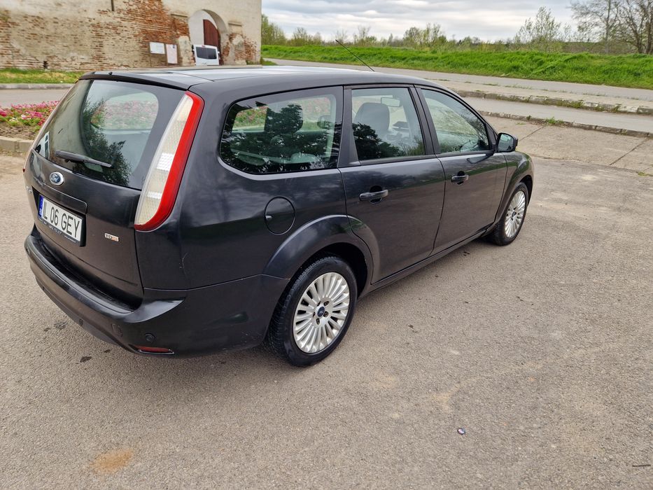 FORD Focus 2010 — imagine 4