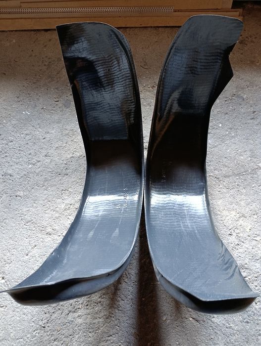 Задни подкалници за Toyota Yaris