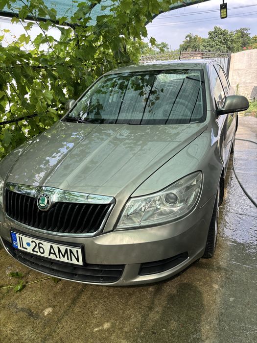 SKODA Octavia 2012 — imagine 2