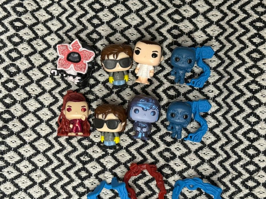 Kinder joy очень странные дела