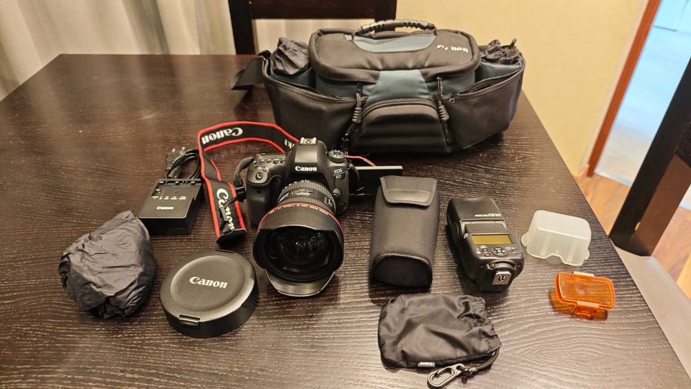 Canon EOS 6D Mark 2 + Canon EF 11-24mm f/4L USM + Canon Speedlite 430EX lll-RT  – Неразличим от нов