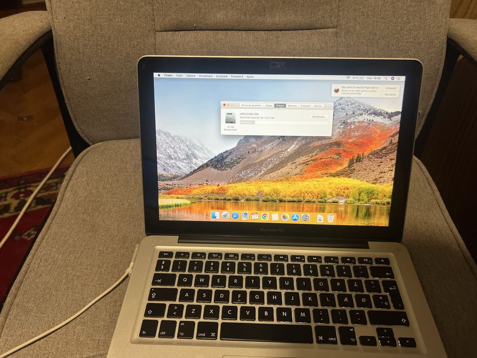 MacBook Pro i7 diagonala mare 16 GB RAM - 1 TB