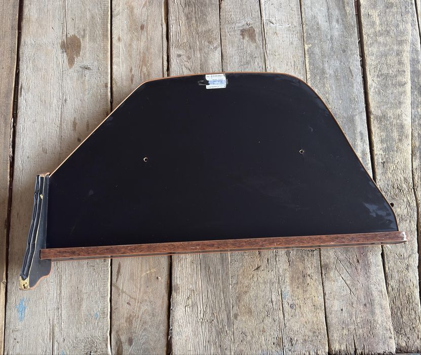 Столик для кабины