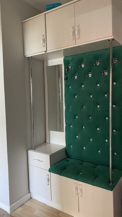 Прихожая шкаф сатылады