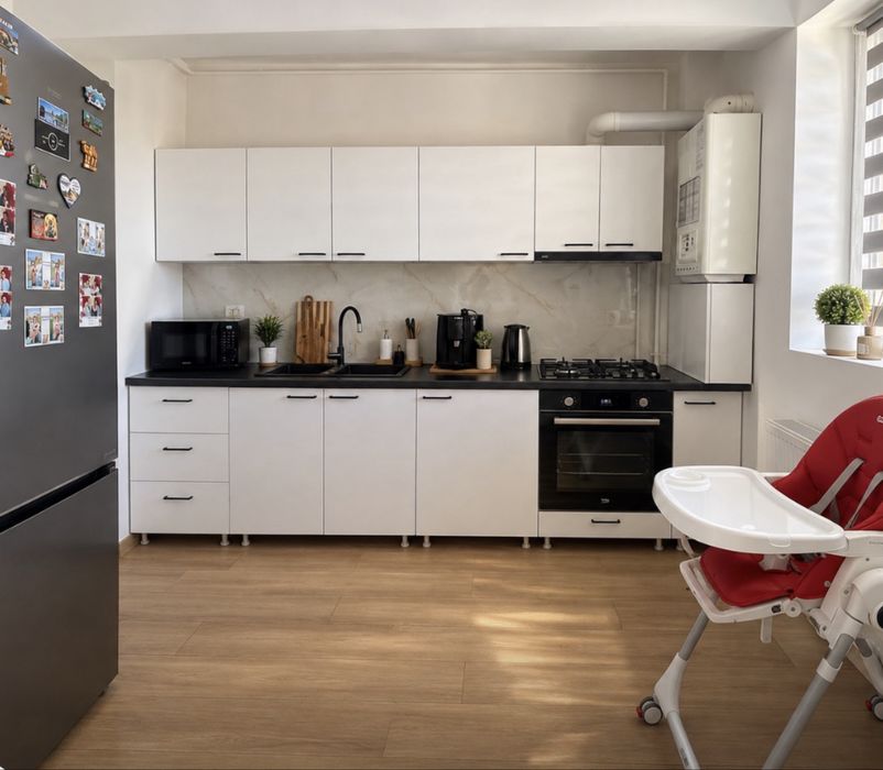 Vand apartament 2 camere