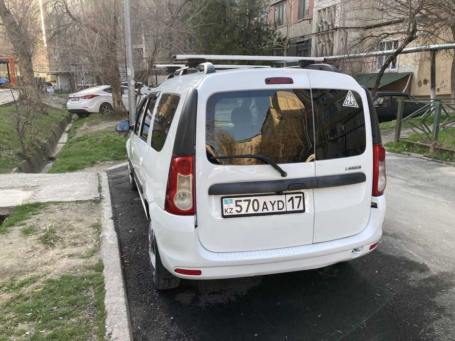 Продам лада ларгус