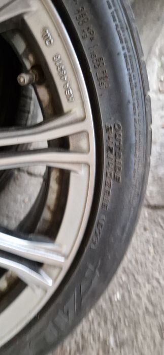 Janta aliaj R18 cu anvelope 255/40zr18