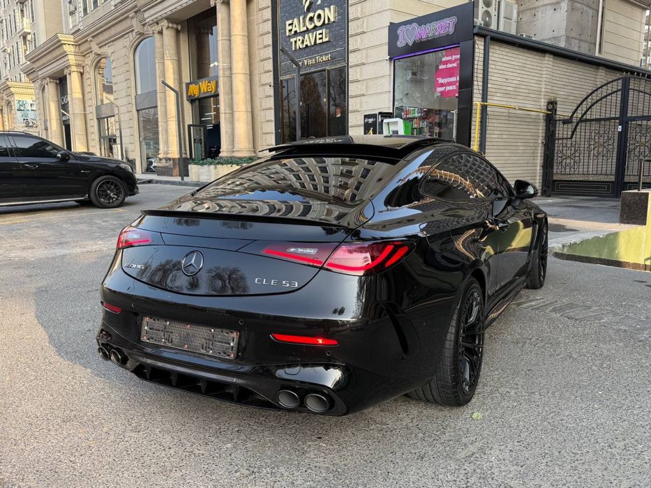 В продаже Mercedes AMG CLE 53