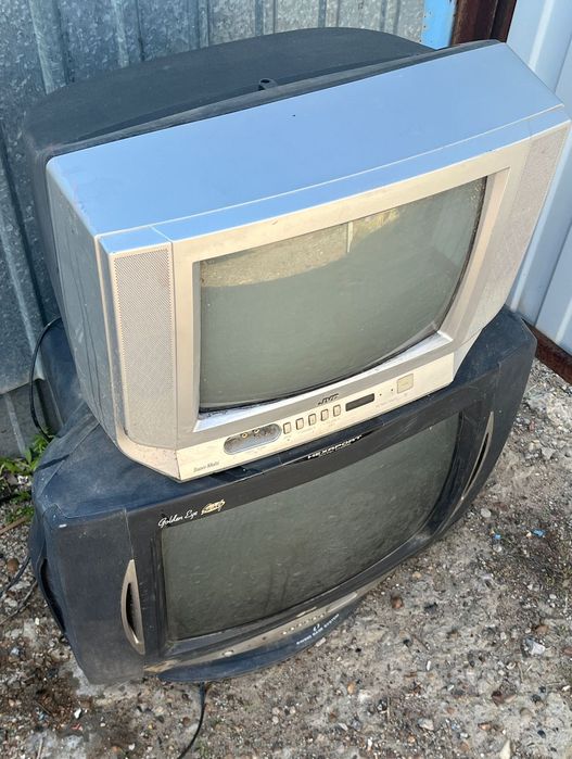 Отдам телевизоры и дивиди