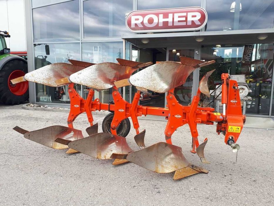 Plug Kuhn cu 3 brazde Master 100 Master 103 Master 123 Lemken Opal 90