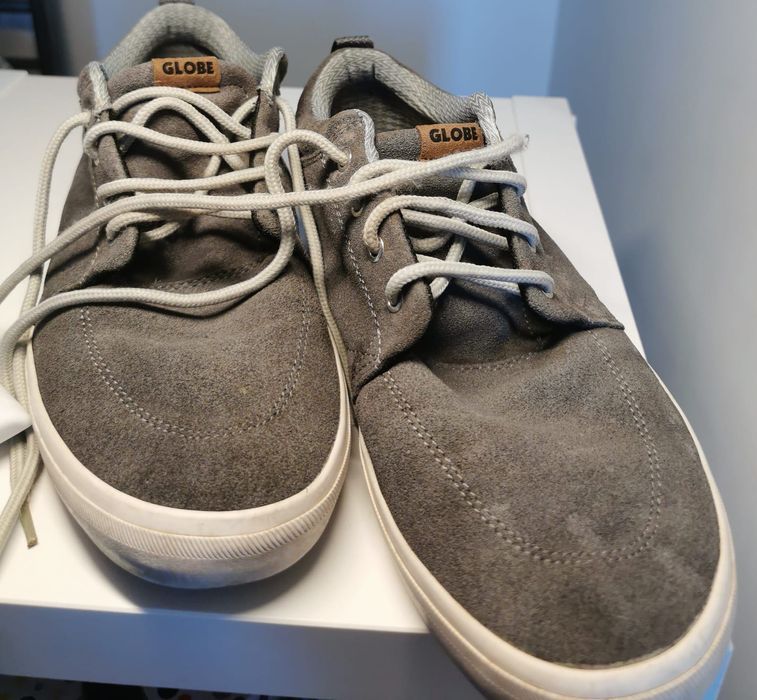 Adidași piele Globe (42)