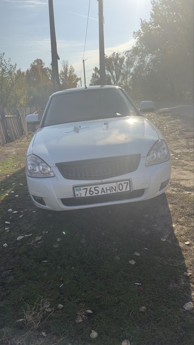 Продаю срочно приору 2172