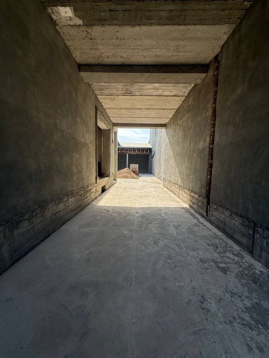 Продаётся Участок 3,5 соток Коробка 9 комнат от поста 2 километра