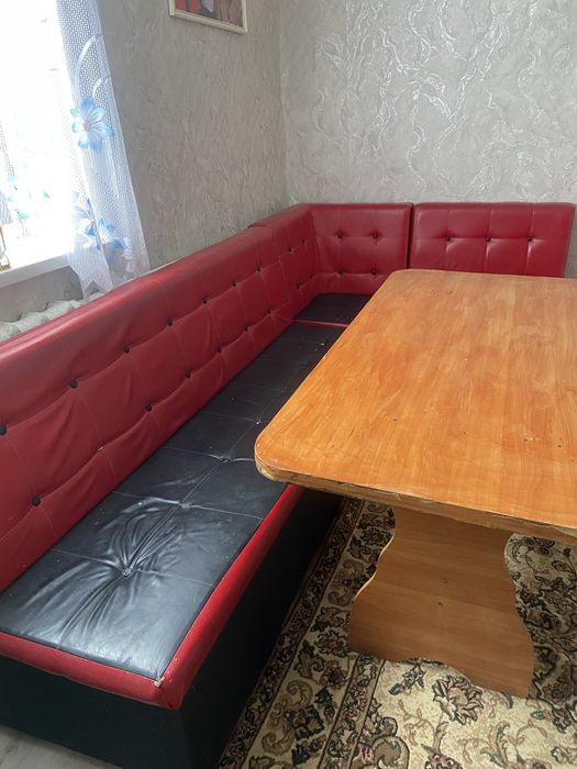 Кухонный стол  2