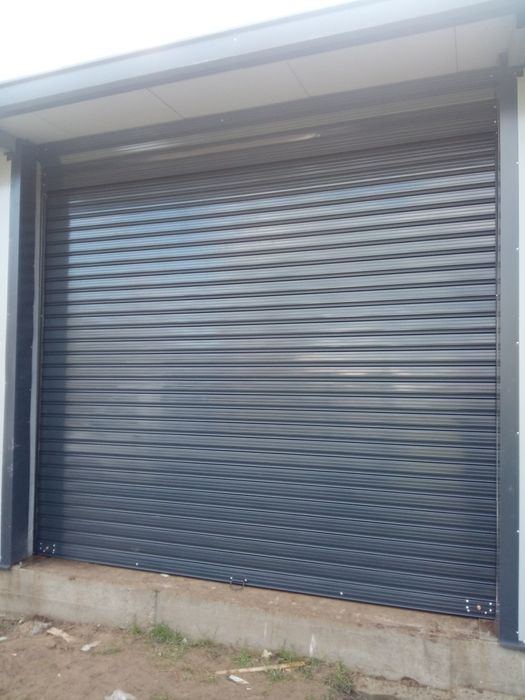 Монтаж на врати ролетни ,термо,секционни промишлени и задвижване .