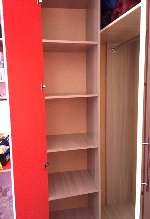 Продам гарнитур для детской