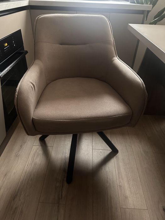 Set 4 Scaune rotative Dining/Living Tip Fotoliu  in stare excelenta