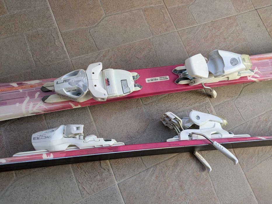 Дамски ски с автомати Elan Snow 152cm