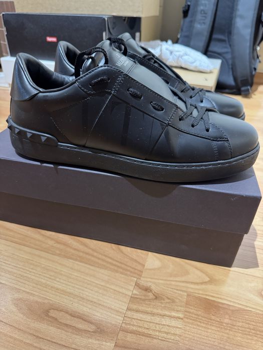 Valentino Garavani обувки