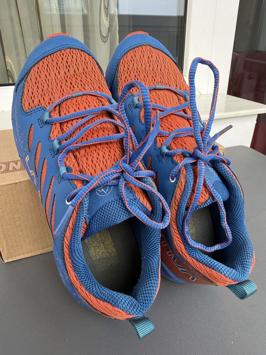 Adidasi alergare / munte La Sportiva, hiking, trekking, drumetie