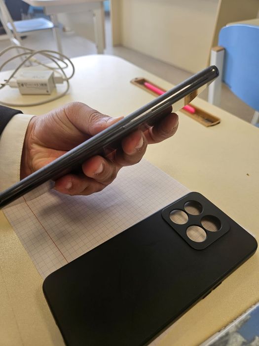 One plus 10T 5G  16+12/512