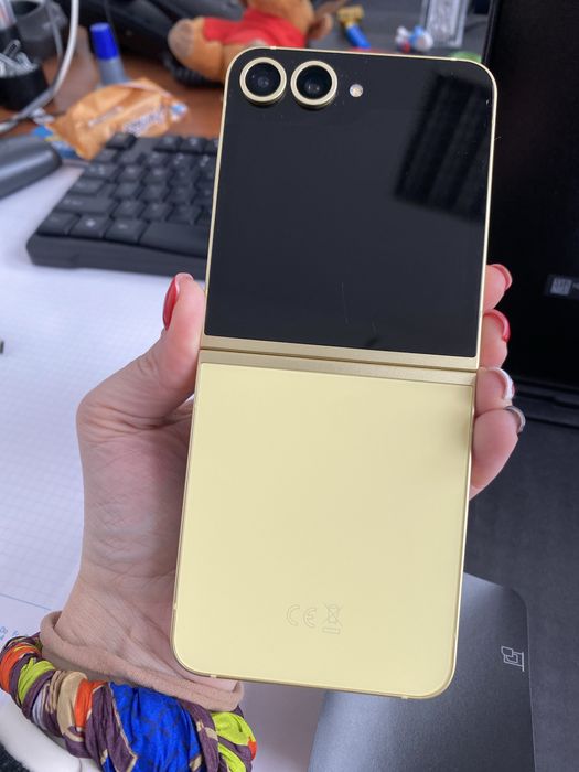 Samsung Flip z6 Gold 512 gb