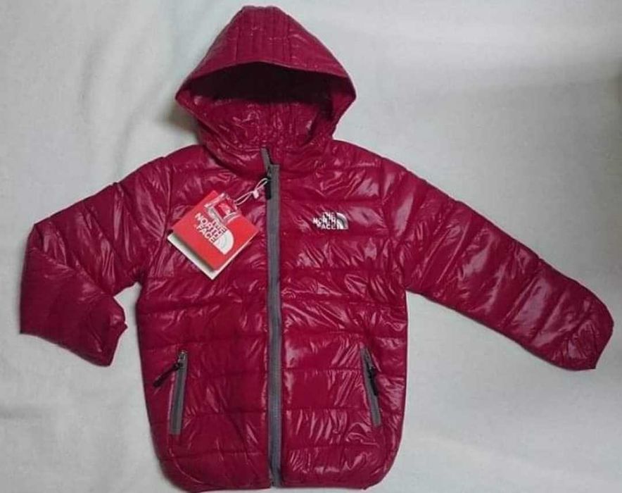 Geaca noua Northface 6-7-8 ani