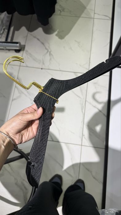 Плечики/вешалки для одежды