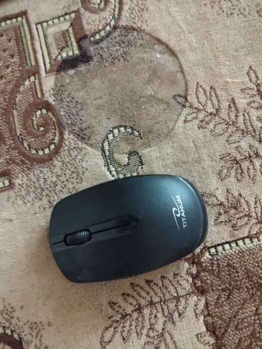 Vând mouse Titanum fara fir