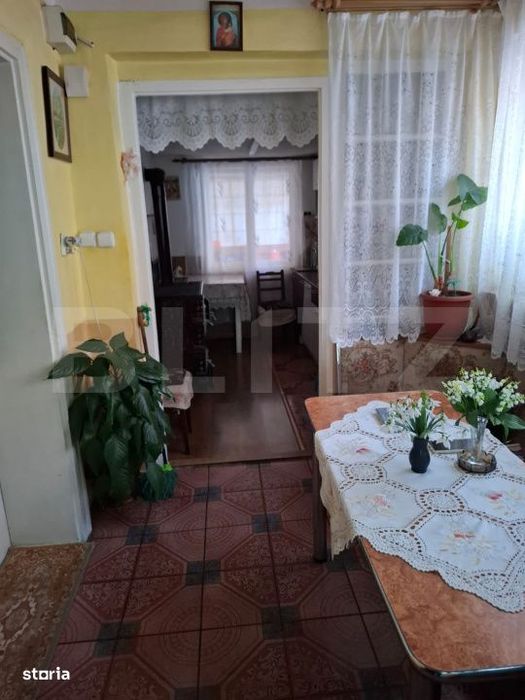 Vand casa in Oradea, intr-o zona linistita, aproape de parc