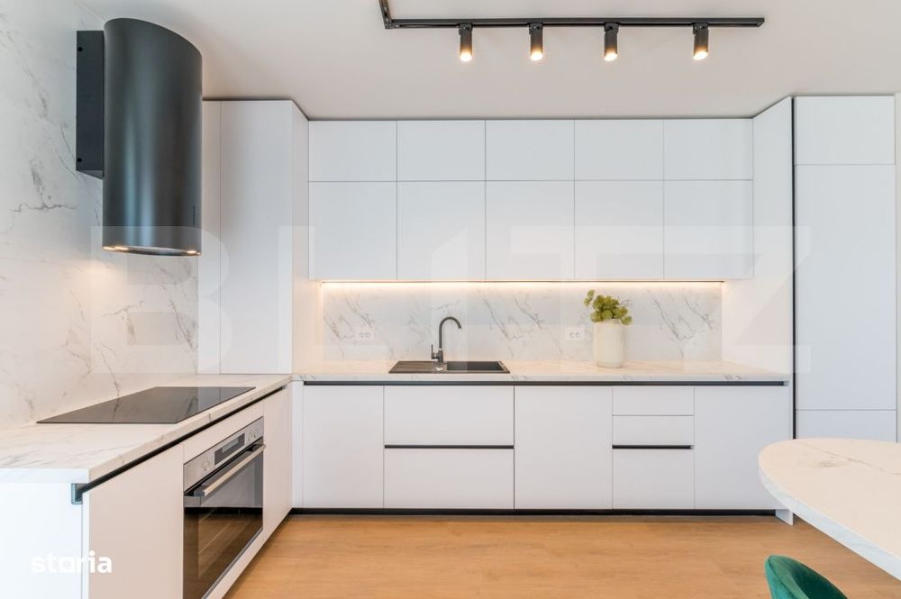 Apartament 3 camere, 95 mp, 2 parcari, zona UMF