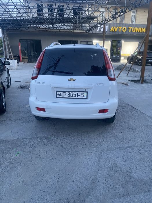 Mashina xolati yaxshi kuzovida ozgina ishi bor