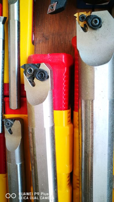 борщанги за вътрешно престъргане, вътрешни резби и вътрешни канали.