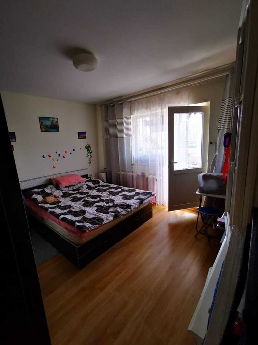 Apartament 3 camere (Strada Vlad Dracu)