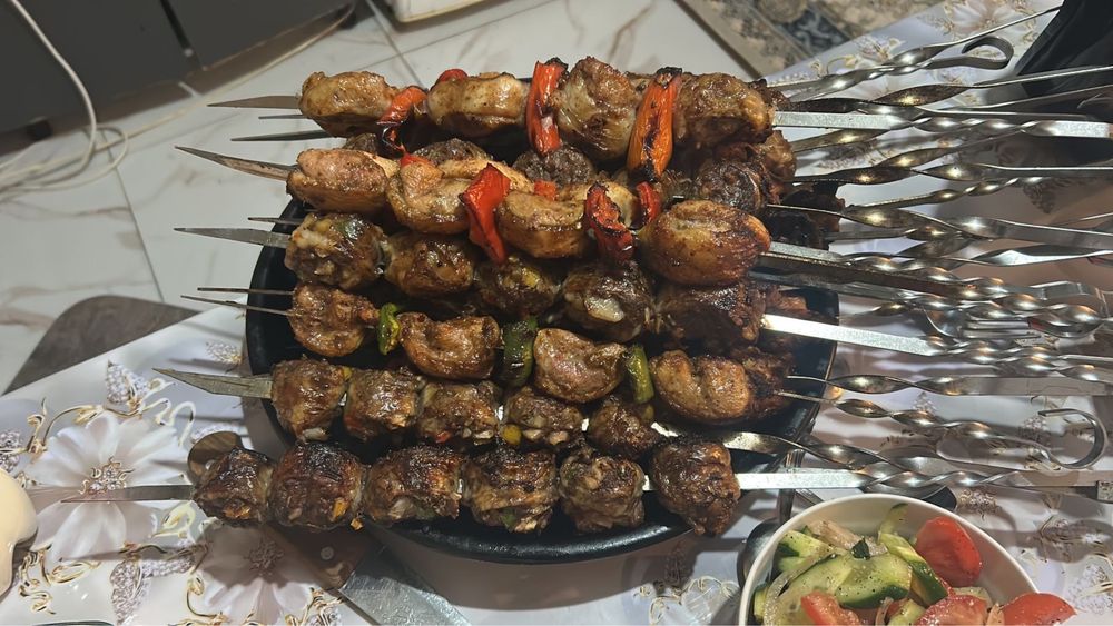 Повар. Вкусный плов и шашлык