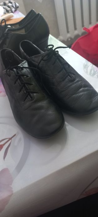 продам танцевальные туфли