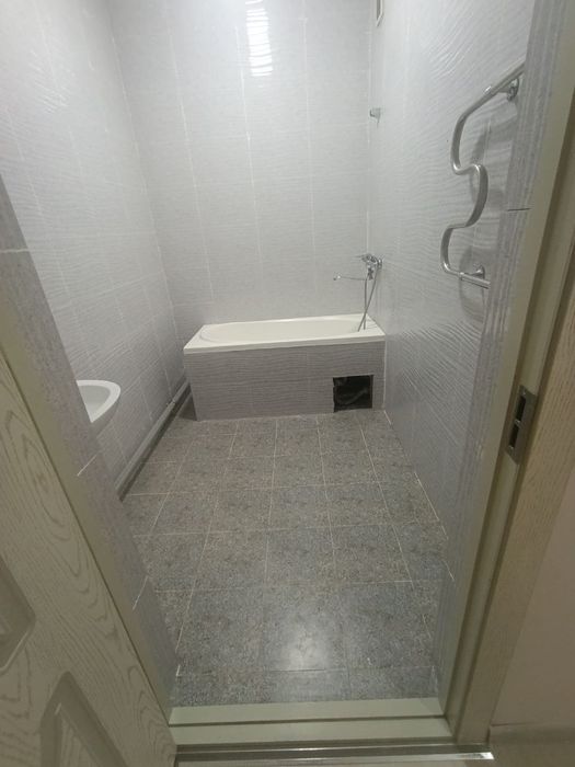 Продается квартира 3х комнат 81м2 ор: метро Достлик  акт