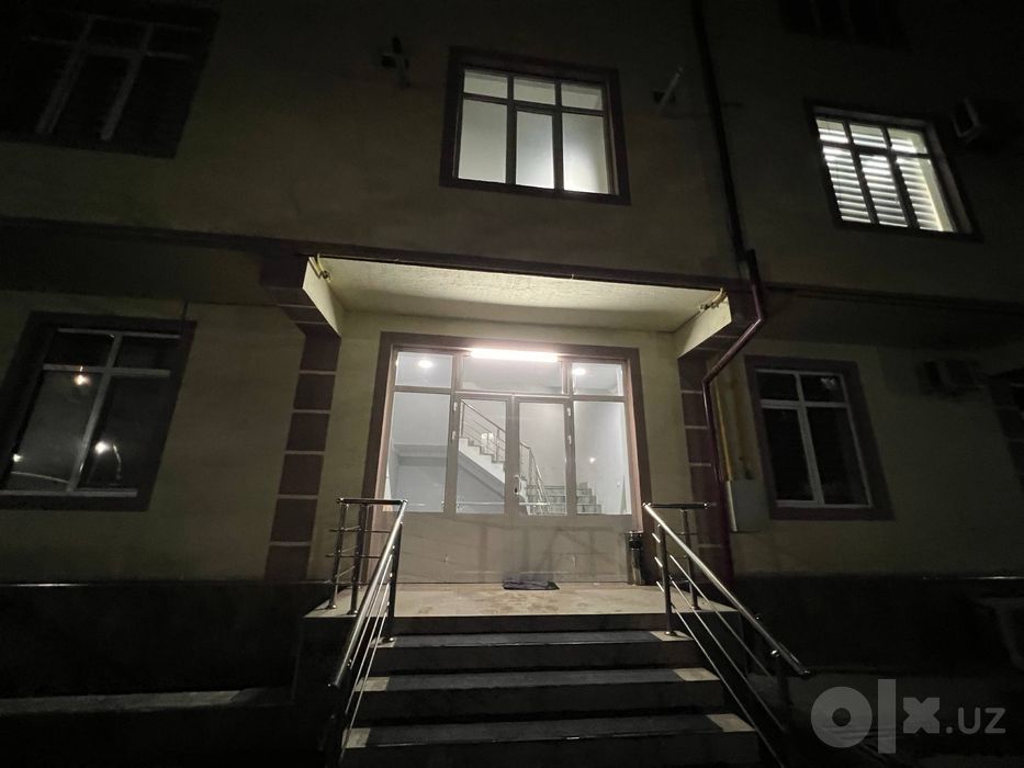 Аренда под офис 40кв.м 2 минут от метро Айбек! 25$ за м2 1000у.е