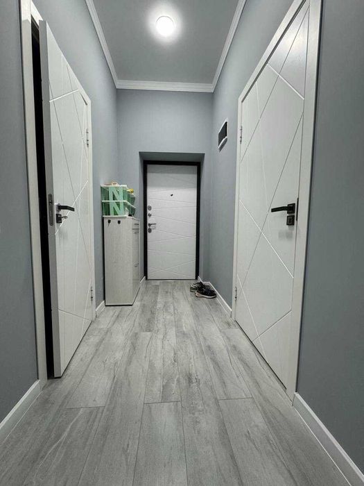 м.Минг Урик, музей искусств 3/2/3  72 м²