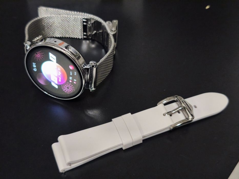 Смарт часовник Riversong Glow Silver Milanese